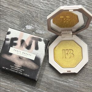 Fenty Beauty Killawatt Freestyle Highlighter Trophy Wife
